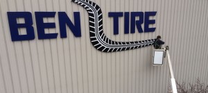 Ben Tire Sign by Delphi Signs