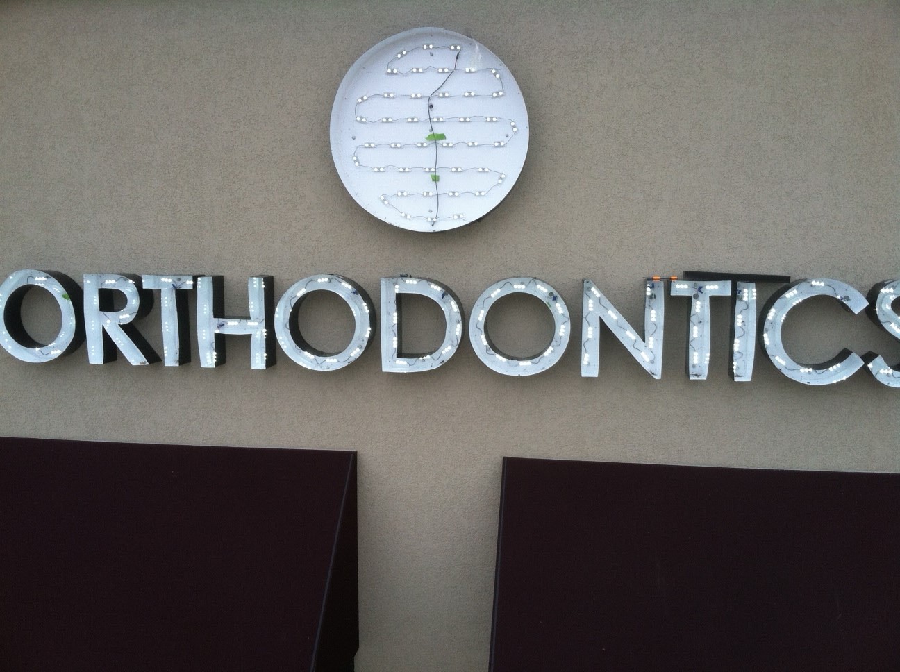 Channel Letter Signs - G Orthodontics