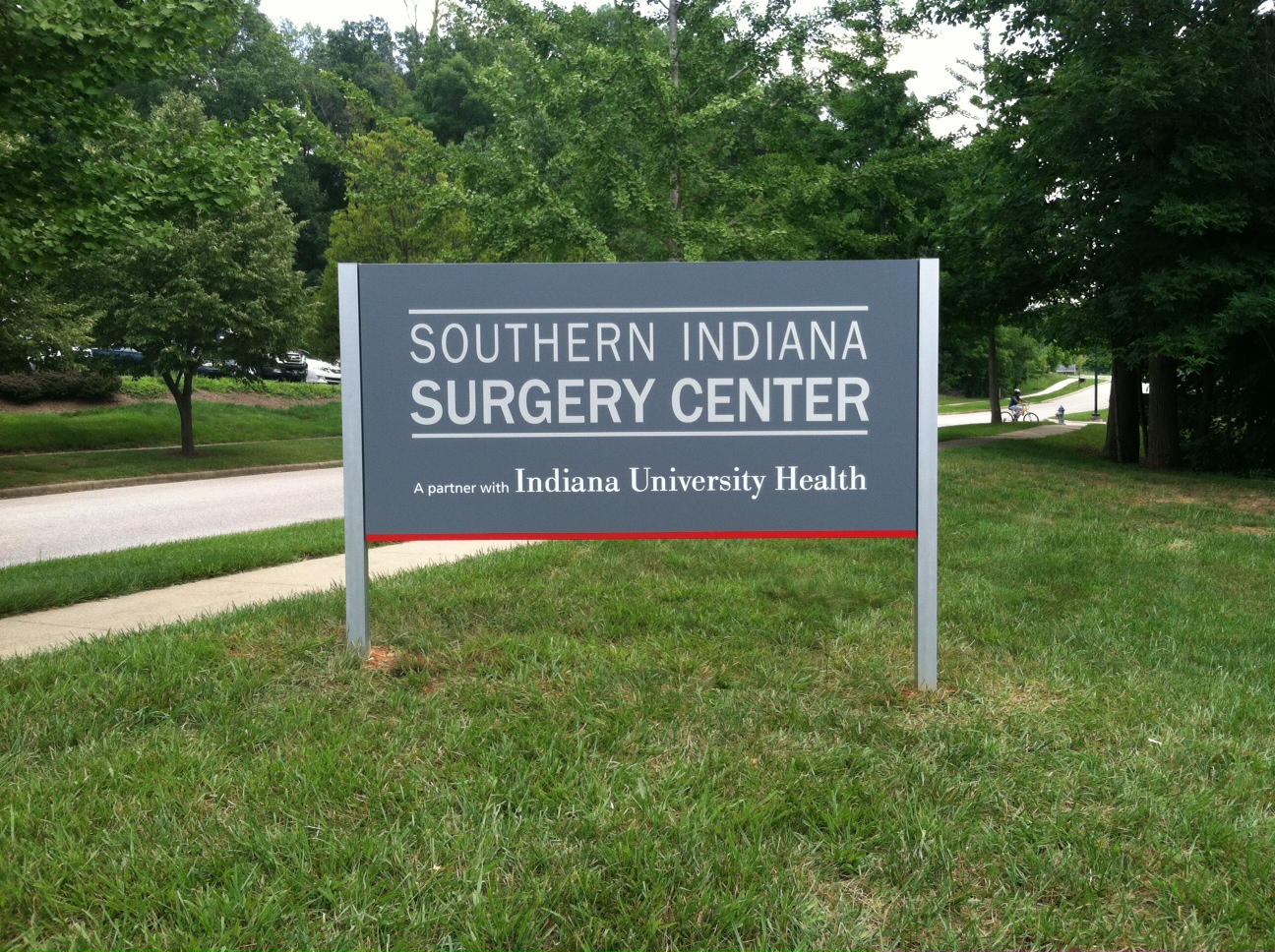 monument-signs-southern-indiana-surgery