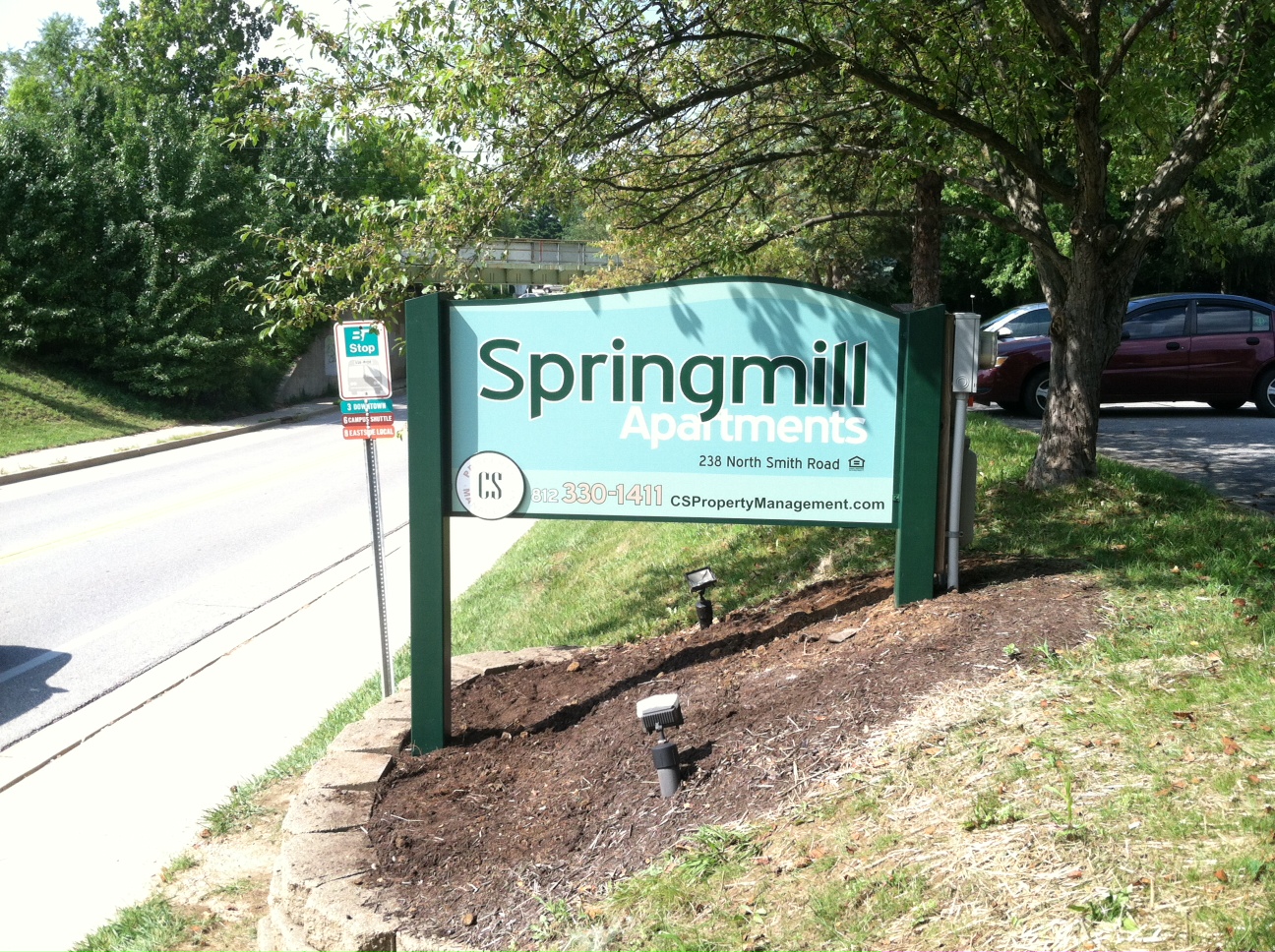 monument-signs-springmill-apartments