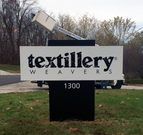 monument-sign-textillery-weavers