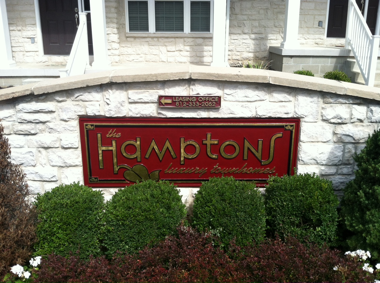 routed-signs-the-hamptons